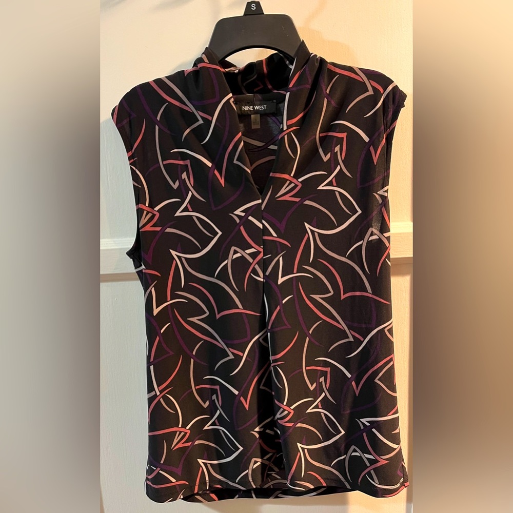 Nine West sleeveless top